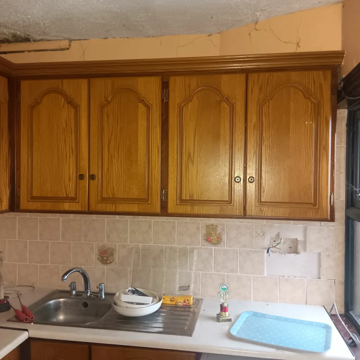 Kitchen Units and counter top - Image 4