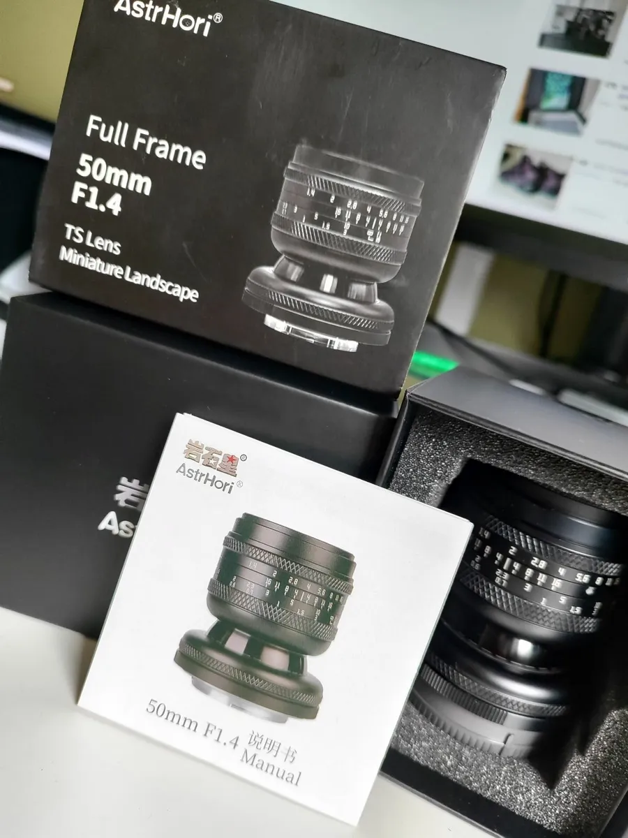 AstrHori Full Frame 50mm F1.4 Tilt Shift Sony FE - Image 1