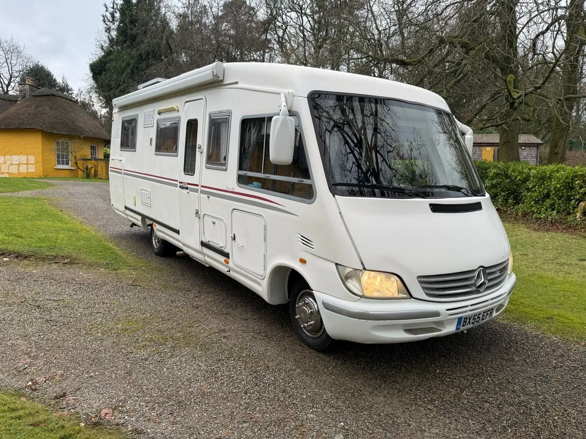 mercedes-Benz le voyager - Image 1