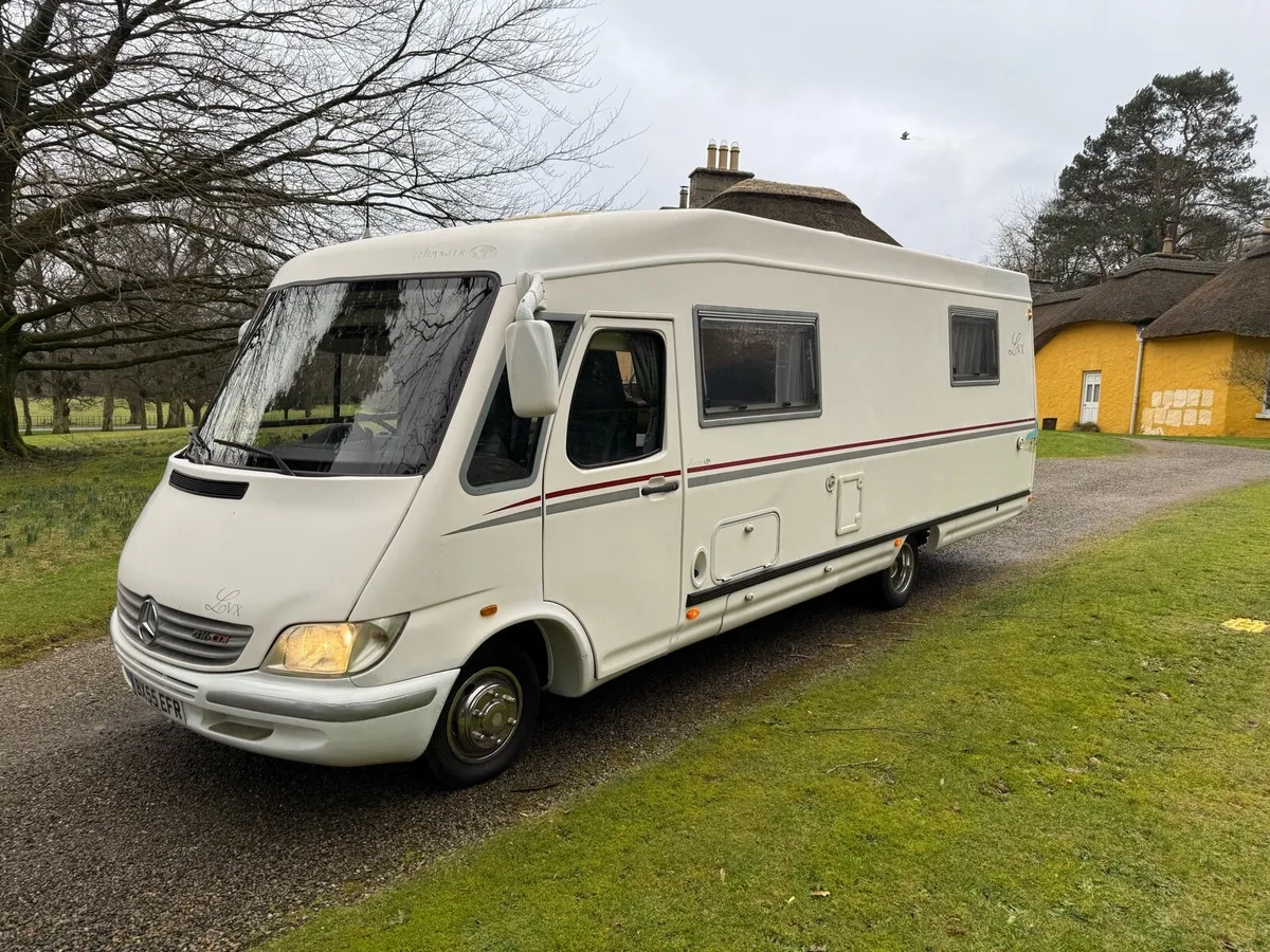 mercedes-Benz le voyager - Image 2