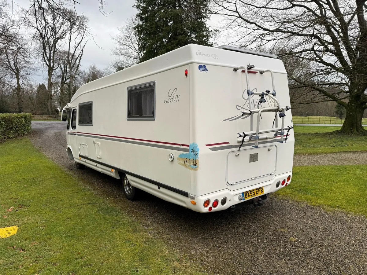 mercedes-Benz le voyager - Image 4