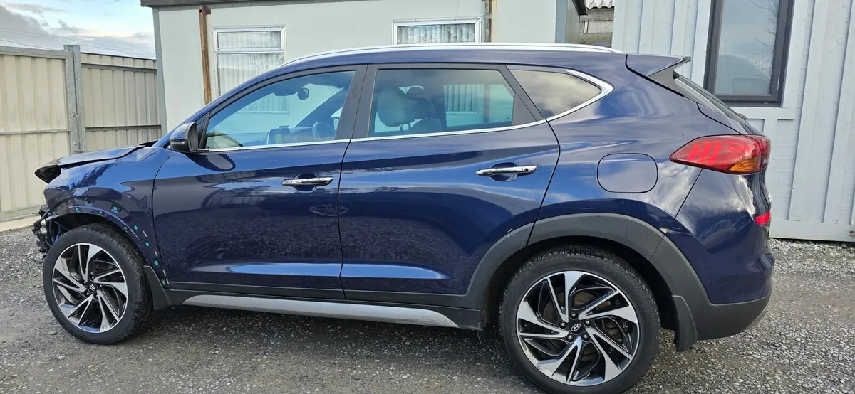 191 HYUNDAI TUCSON DIESEL - Image 4