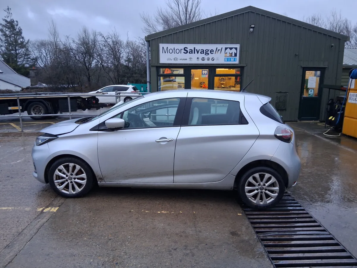 2022 RENAULT ZOE  ICONIC (for parts only) - Image 3