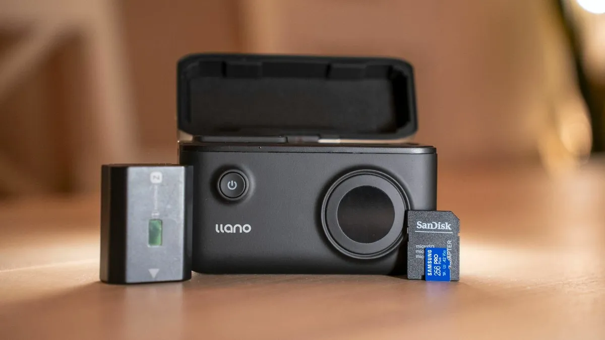 LLANO CS2 Pro VoltCase 4-in-1 Sony NP-FZ100 - Image 1