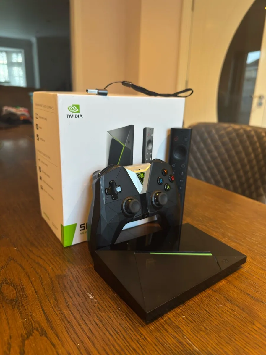 NVIDIA Shield TV Pro 4K + Controller + 128GB USB - Image 1
