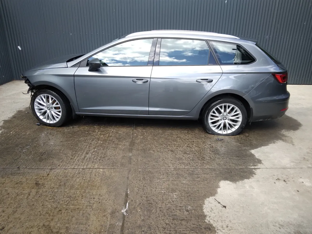 2018 Seat leon For Breaking/Dismantling - Image 2