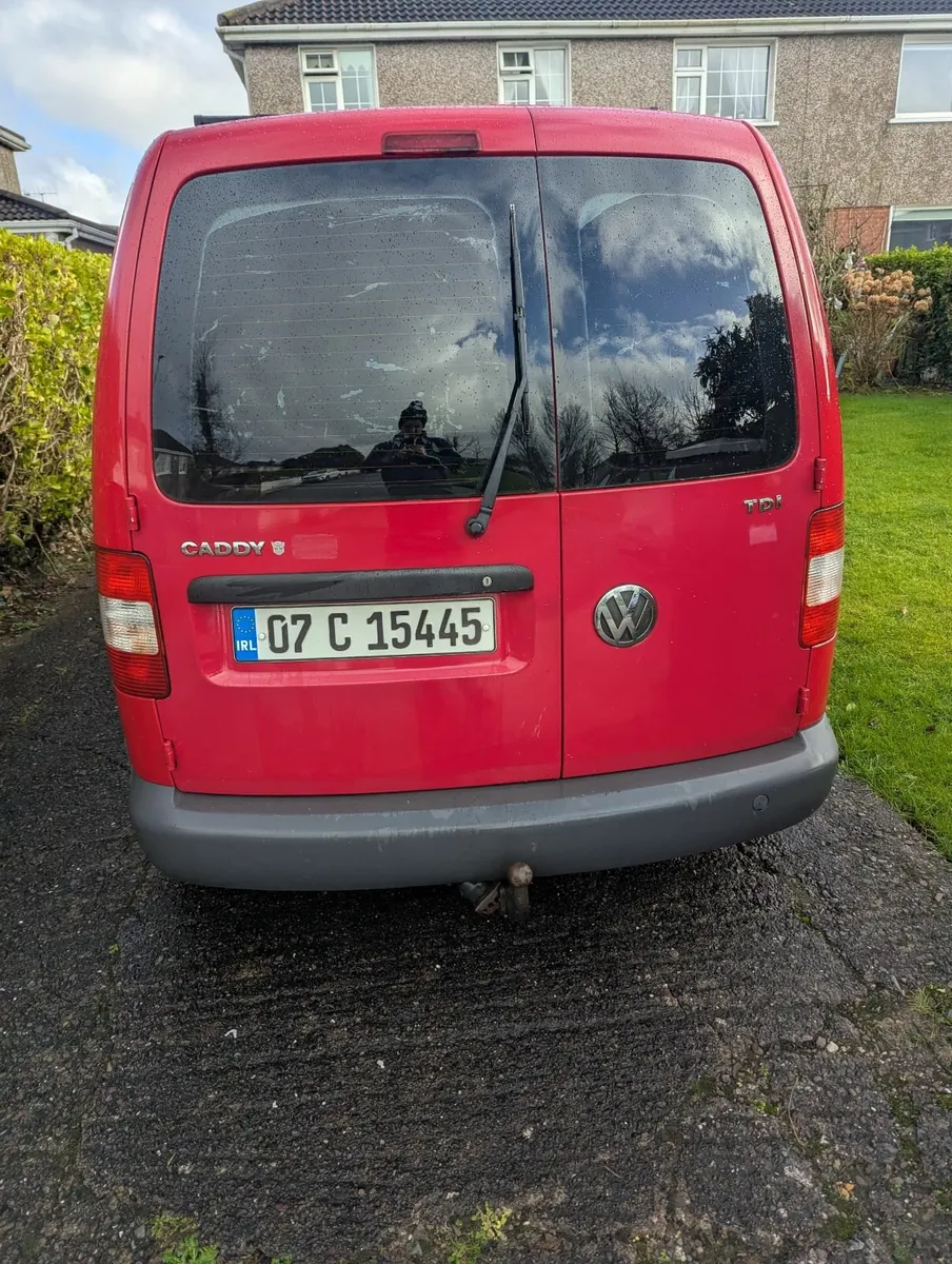 Volkswagen Caddy 2007 - Image 2