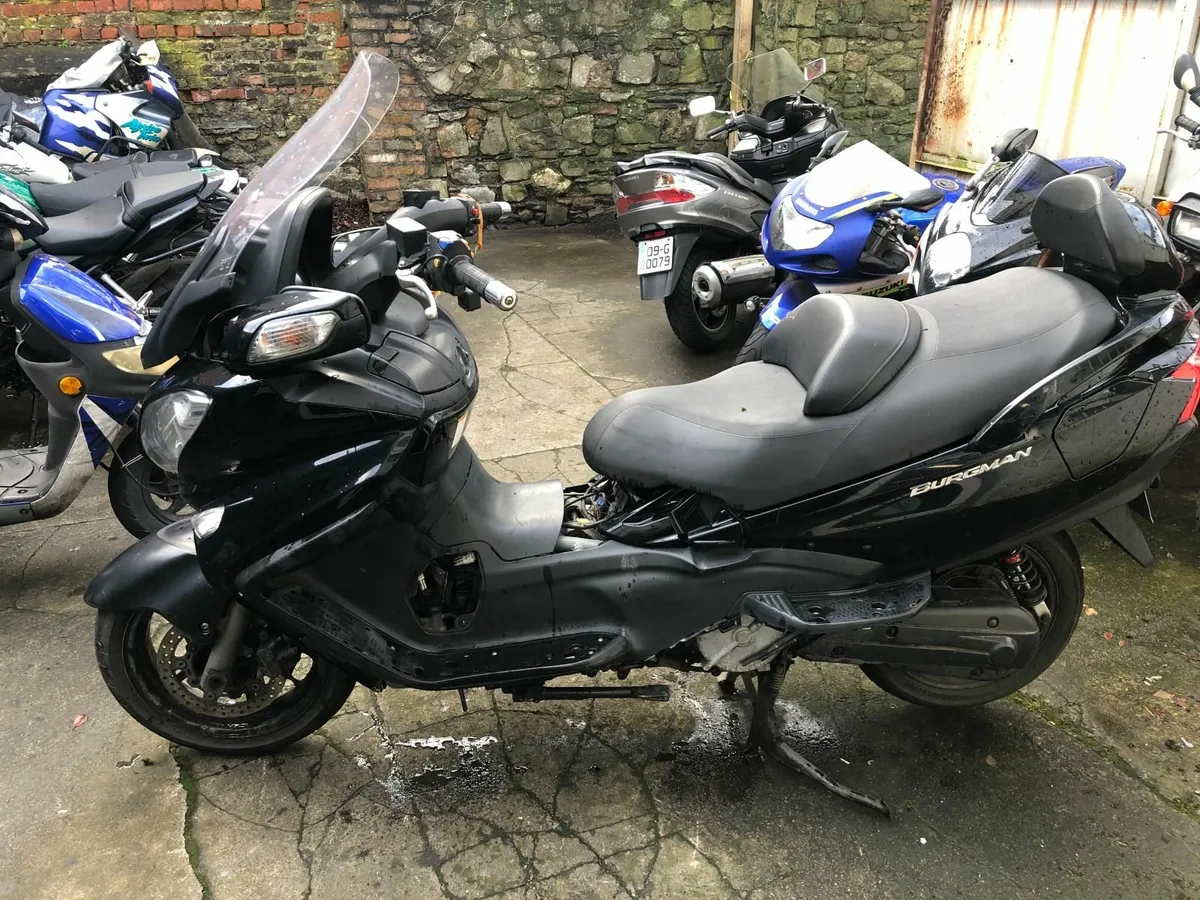 Suzuki Burgman 650 - Image 2
