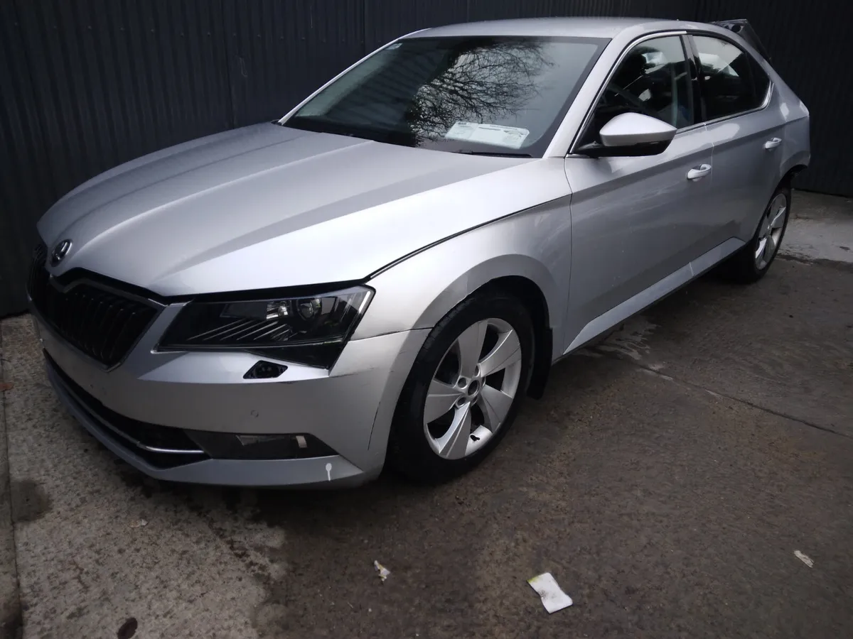 2016 Skoda Superb For Breaking/Dismantling - Image 1