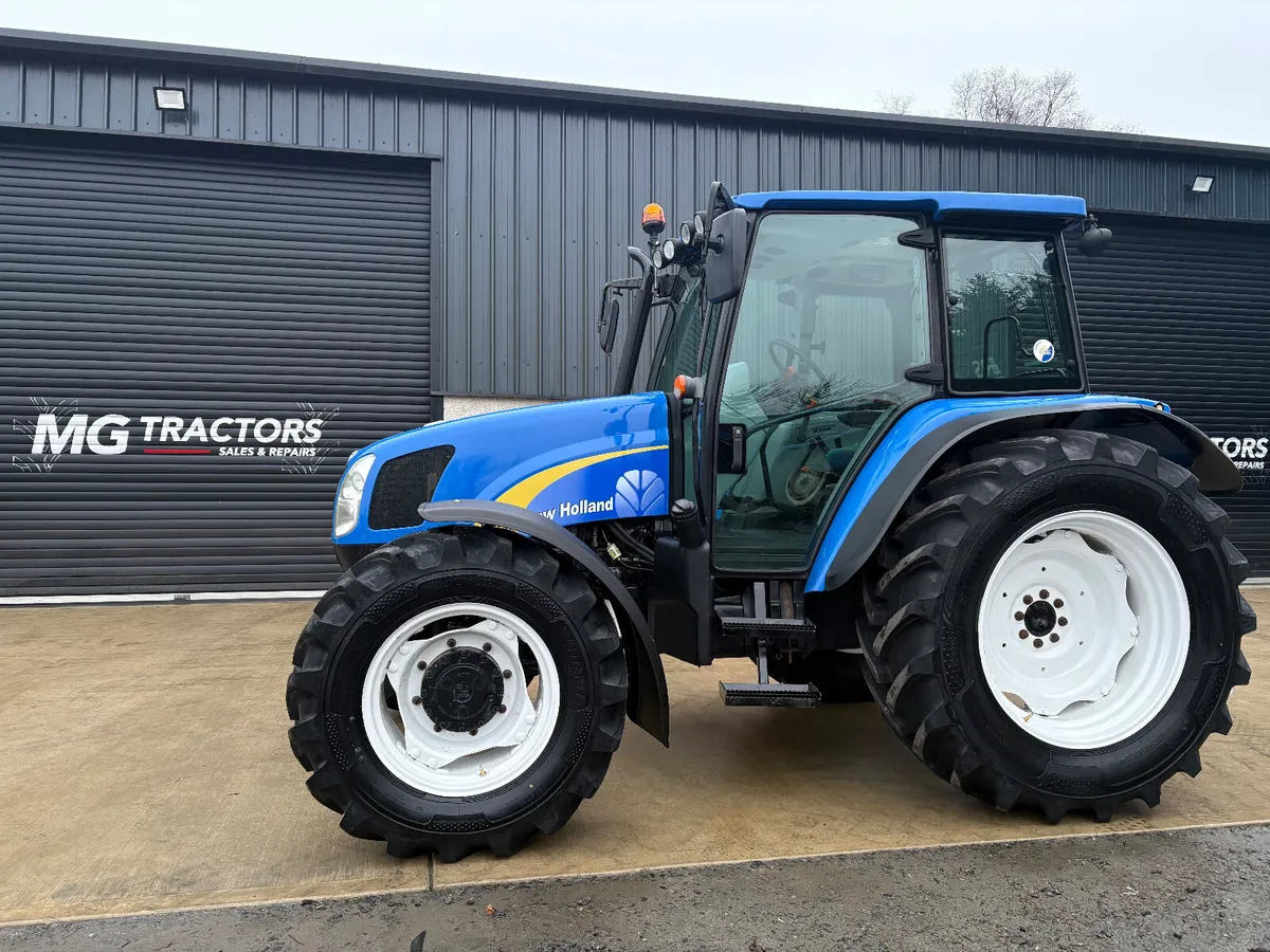 2012 New Holland T5050 4800 hrs **Mint** - Image 1