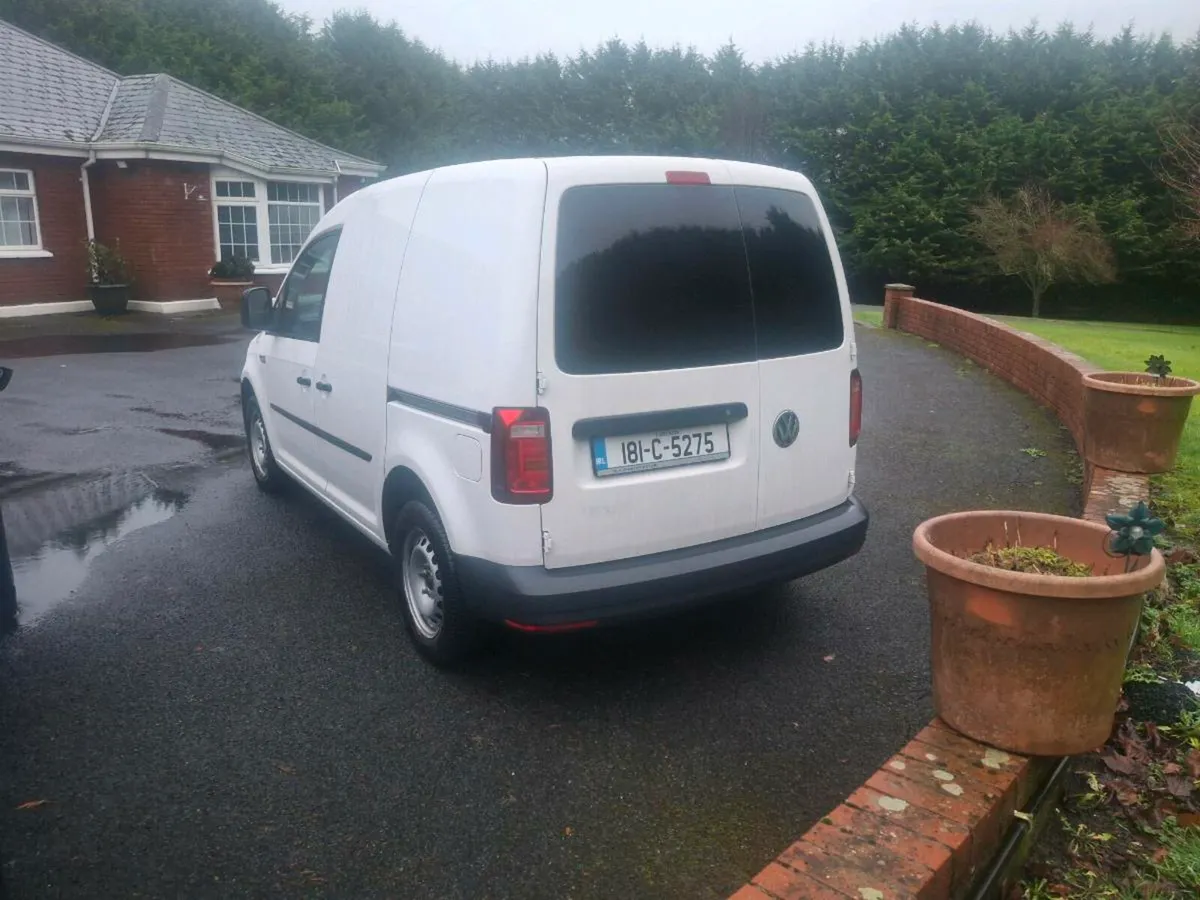 2018 Volkswagen Caddy 2.0Diesel CRVT 05/2026 - Image 3