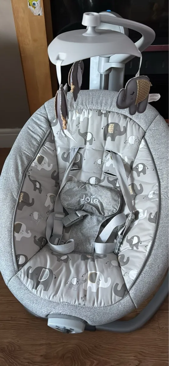 Baby swing - Image 1