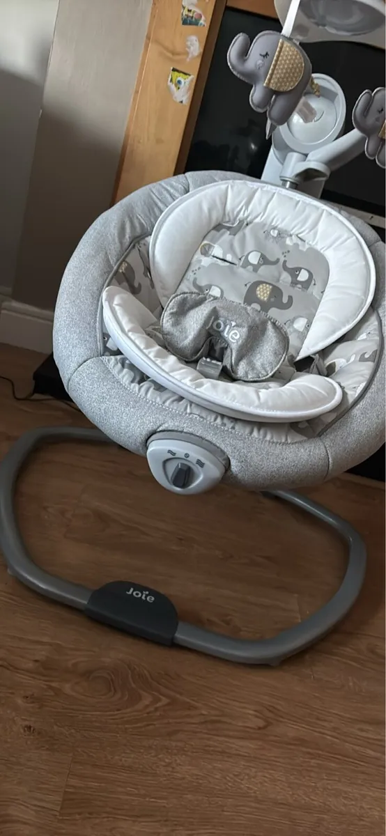 Baby swing - Image 2