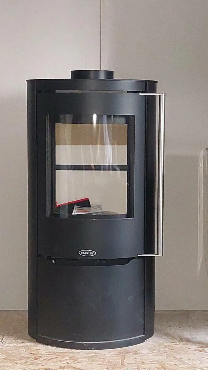 Solis F800 Grande 8Kw Freestanding Eco Stove - Image 4