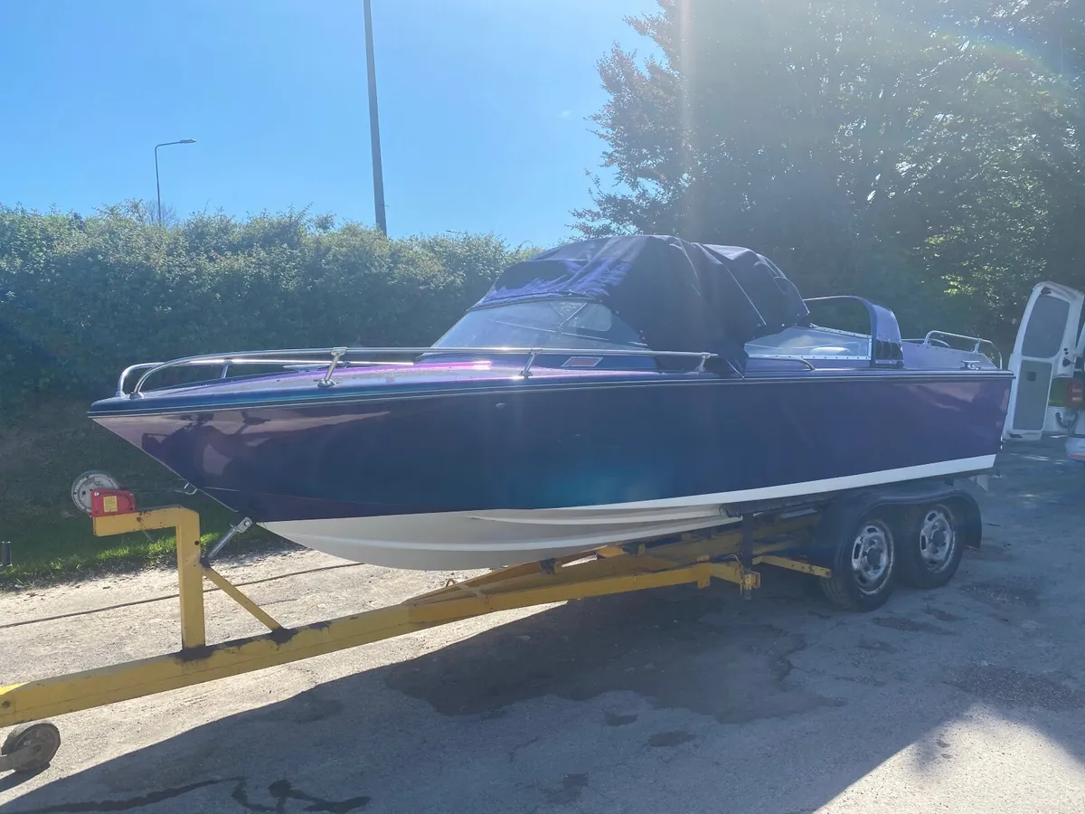 Speed boat - Image 4