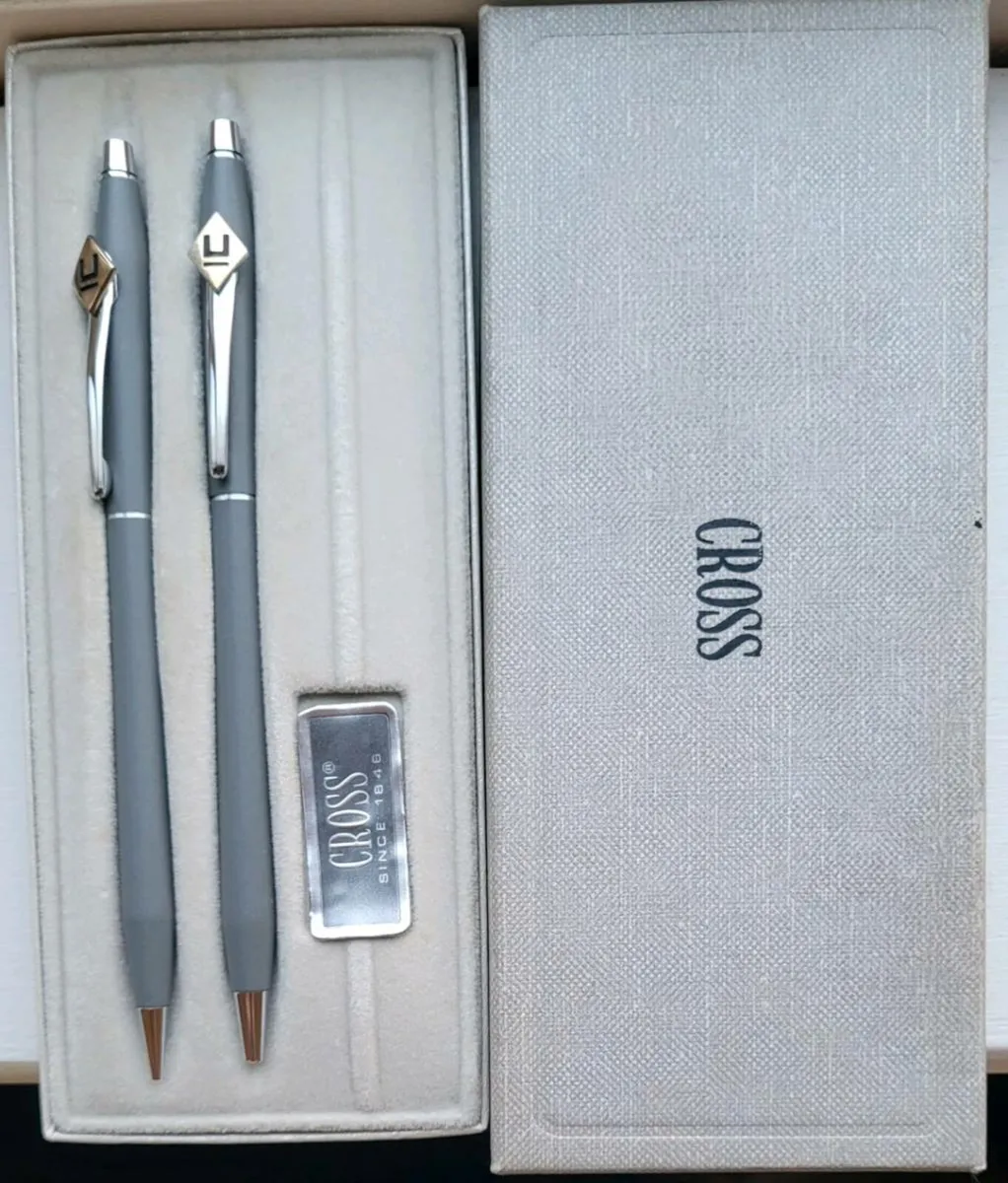 Vintage 1980s Cross Pen & Pencil Set – Boxed - Image 2