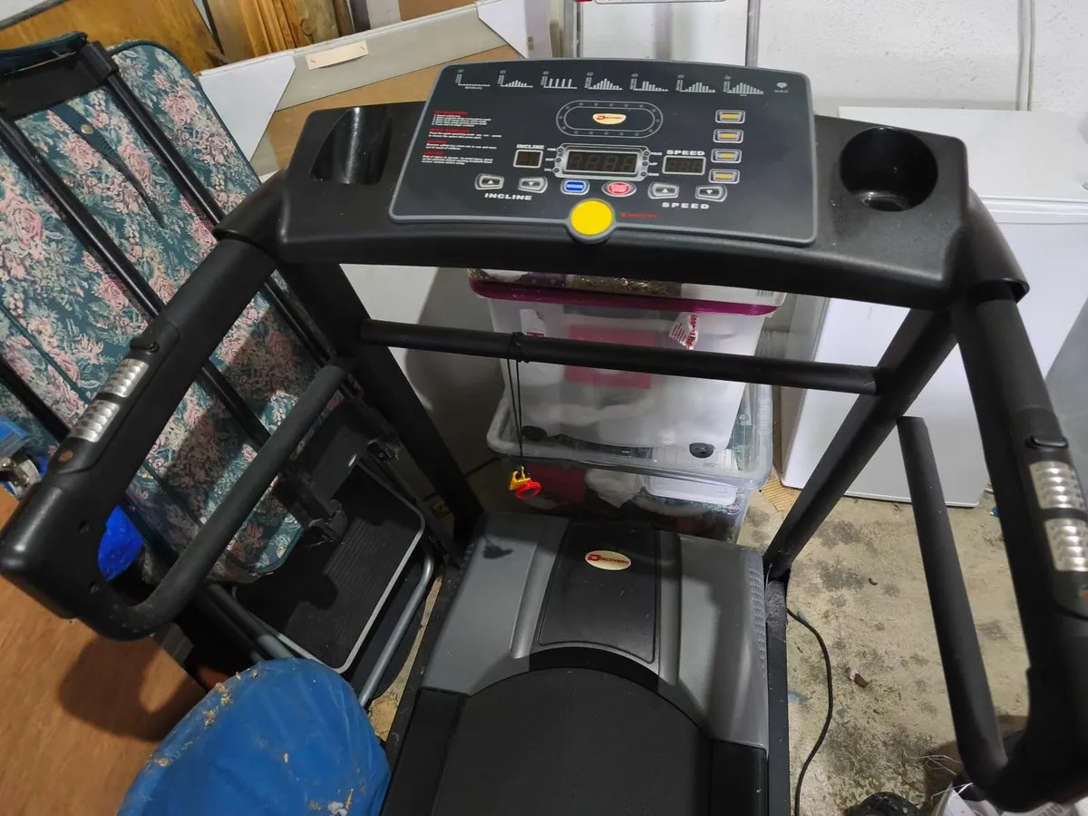 treadmill - Image 1