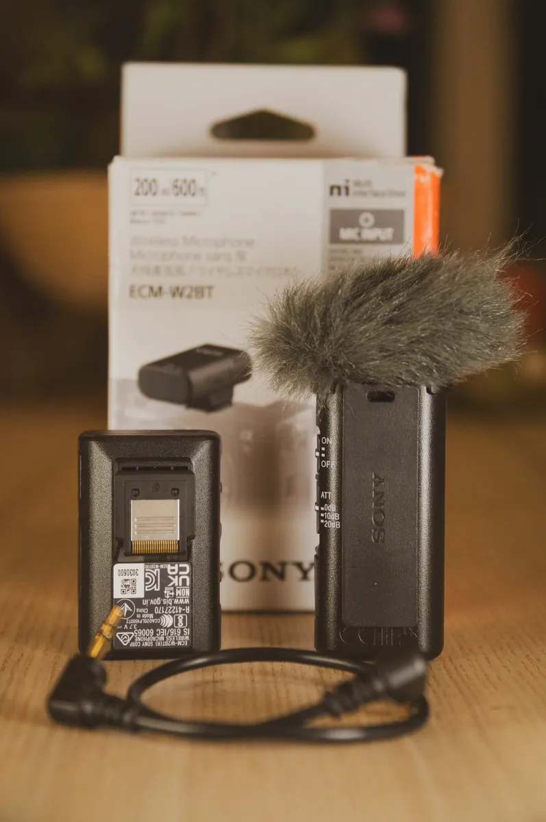 Sony ECM-W2BT Wireless Vlogging Microphone - Image 2