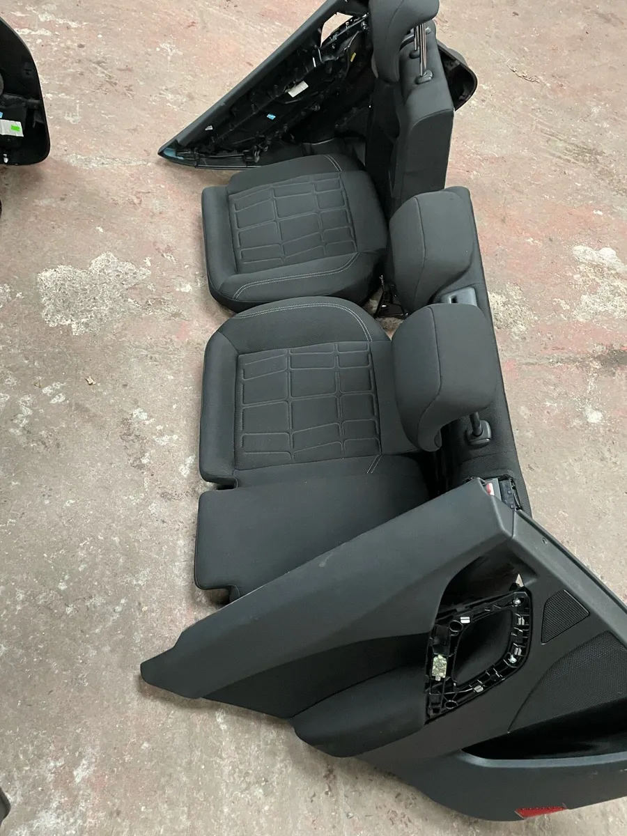 Citroen DS5 2016 seats - Image 3