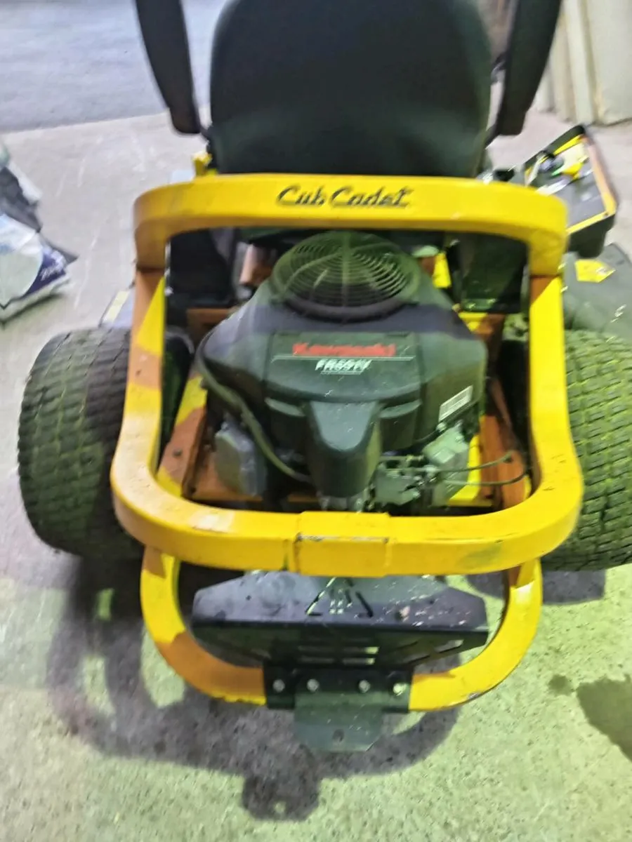 Ride on Lawnmower - Image 4