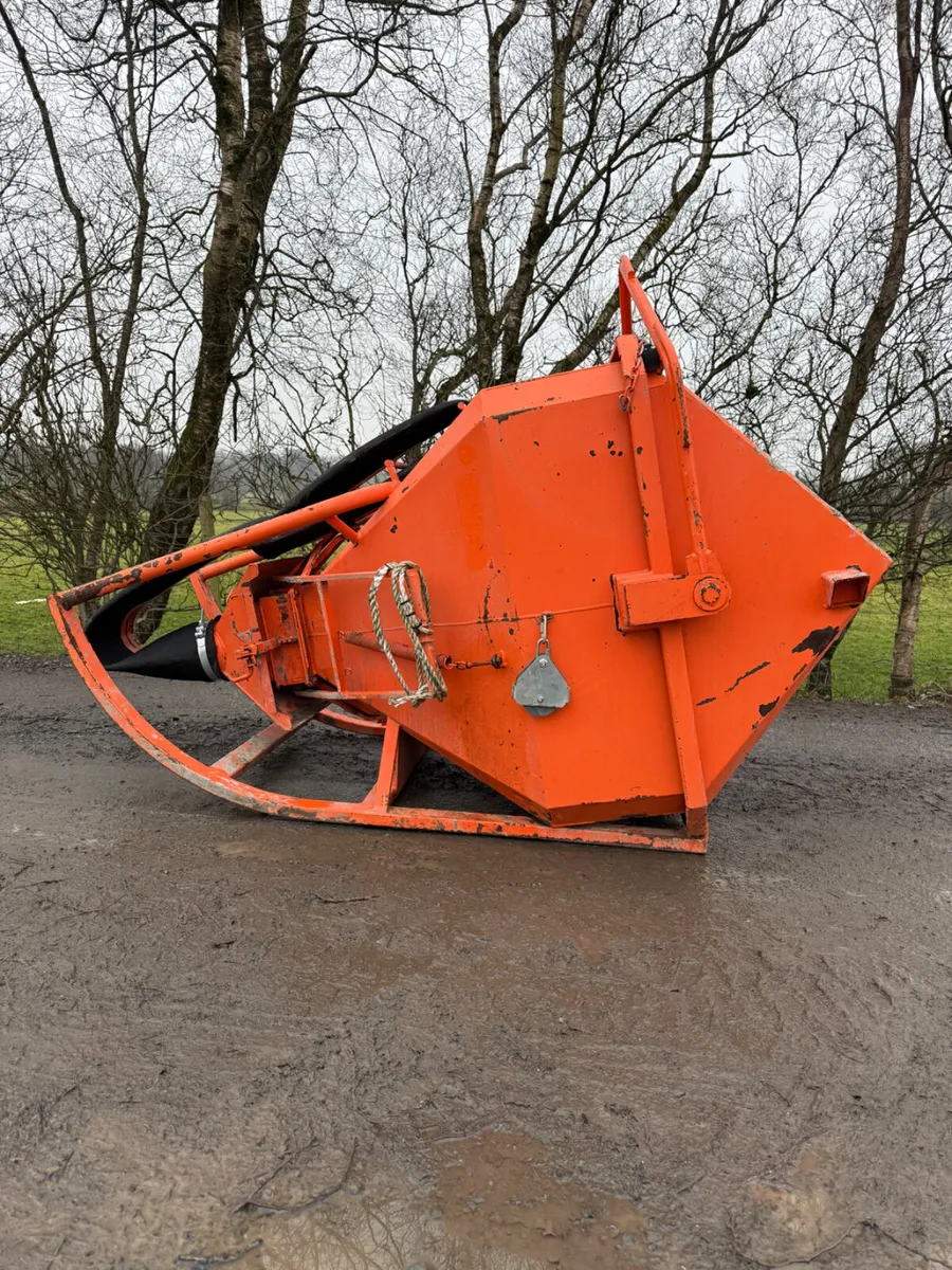 Concrete Skip - Image 3