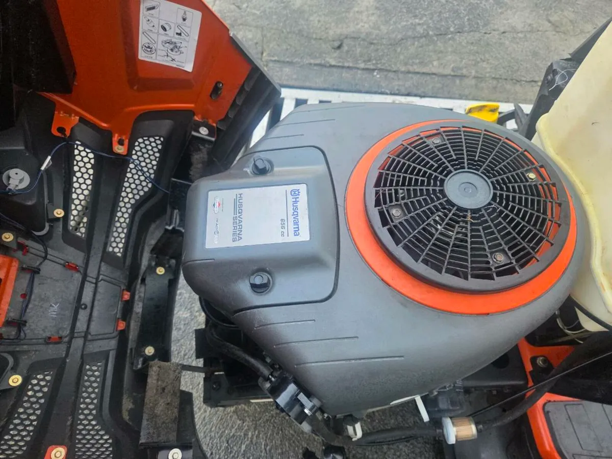 Husquvana lawnmower for sale - Image 2