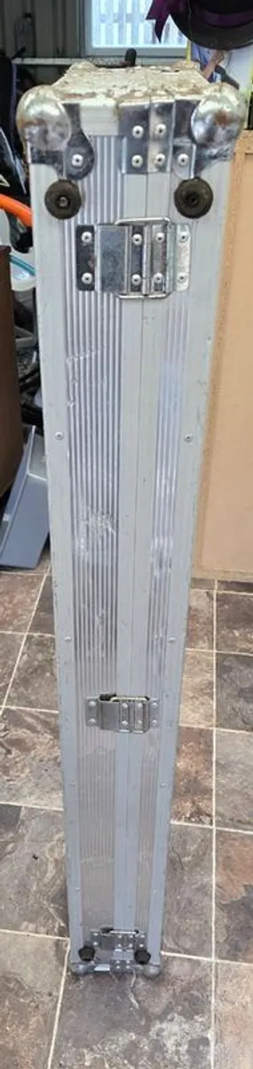 Bass Guitar Case - Image 4