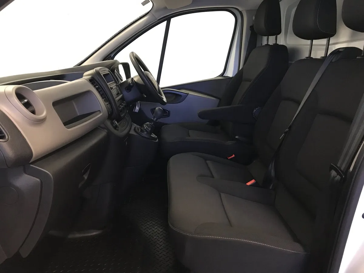Renault Trafic 2018 - Image 3
