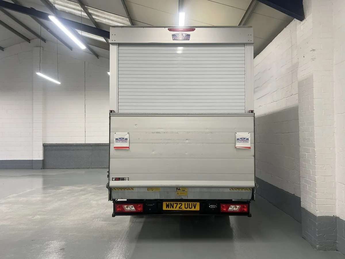 2022 Ford Transit Luton Box Van - Image 4
