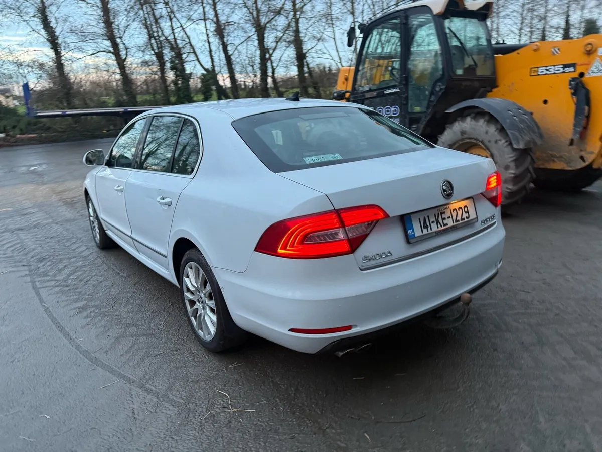 2014 skoda 2,0 diesel 289 k drive home - Image 4