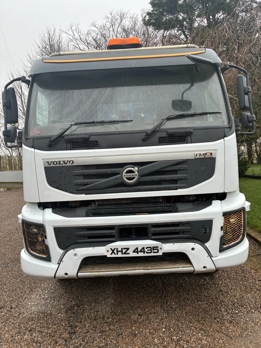 2012 Volvo FMX Tipper Lorry - Image 4