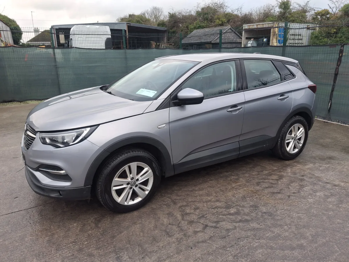 182 Opel Grandland X 1.6 Diesel - Image 1