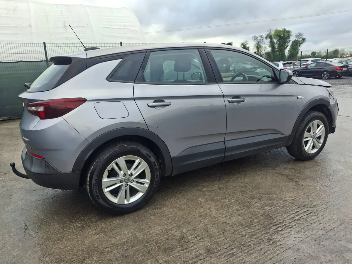182 Opel Grandland X 1.6 Diesel - Image 3