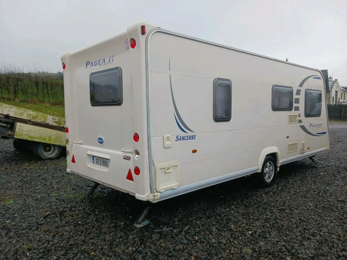 2009 bailey pageant sancerre series 7 - Image 3