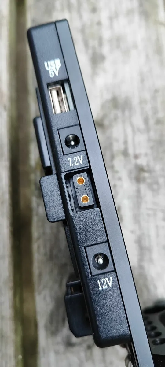 Cine Gear Pro CGPro V-Lock V-Mount Battery Power - Image 2