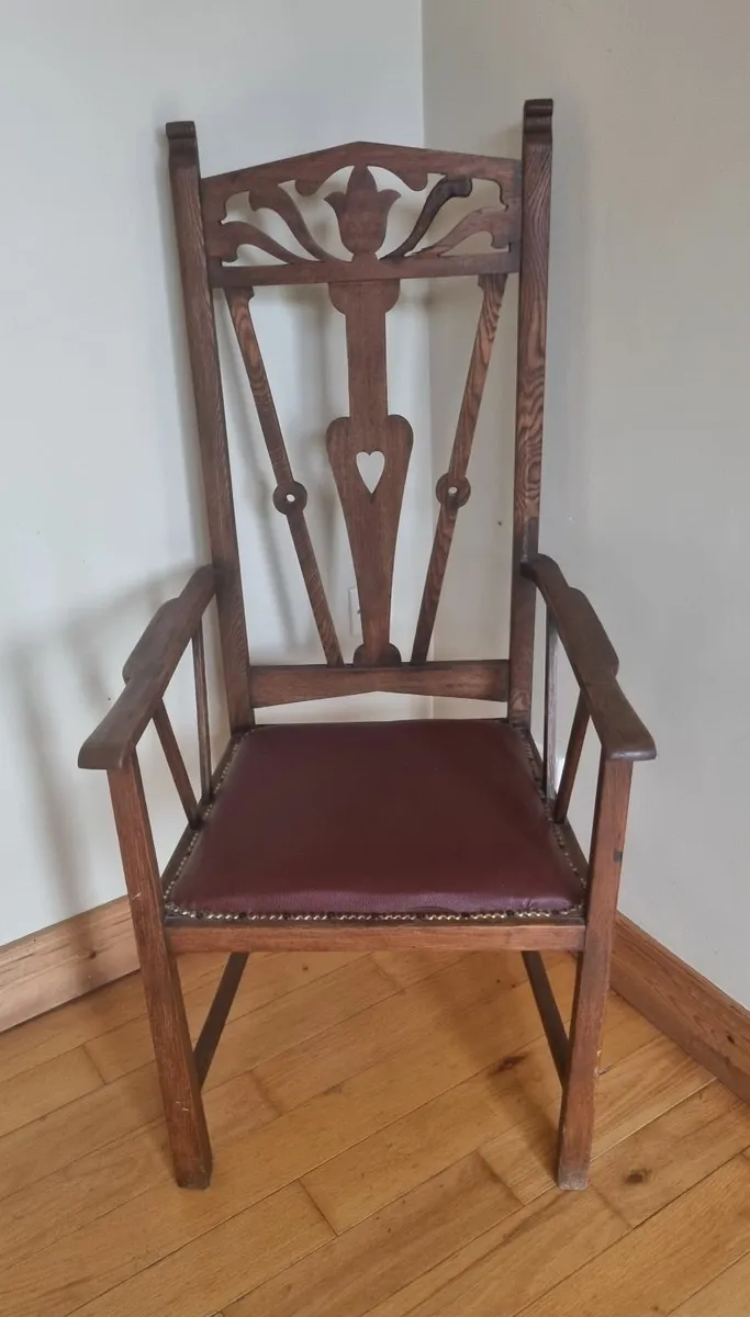 Antique Arts & Crafts Style Chair - Image 1