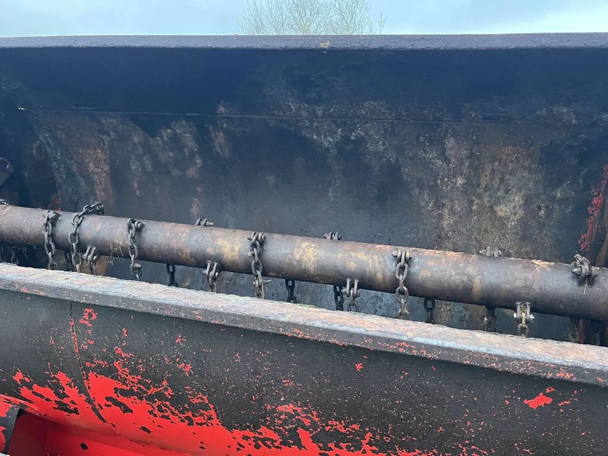 Dung spreader - Image 2