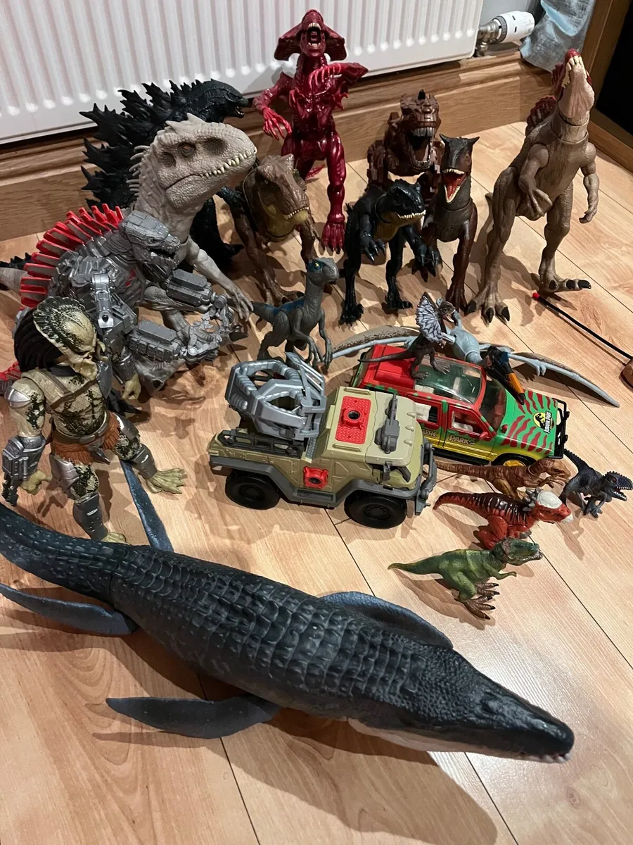 Dinosaurs toys - Image 1