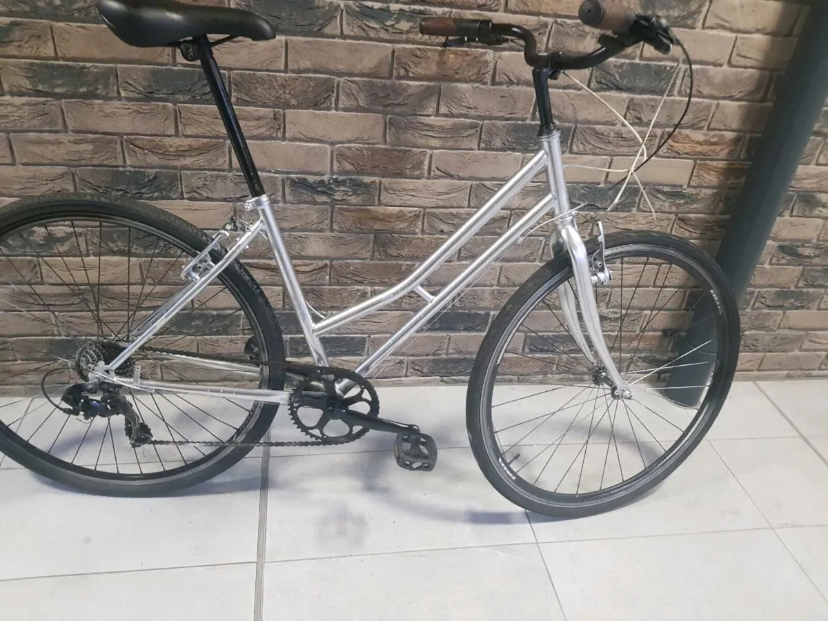 Ladies bike - Image 4