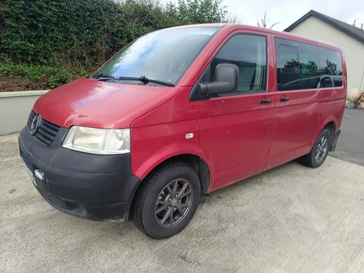 Volkswagen Shuttle 2005 1.9 - Image 1