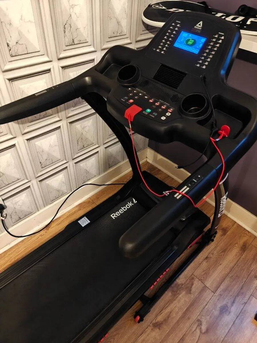 Reebok One GT40S Treadmill - Image 1