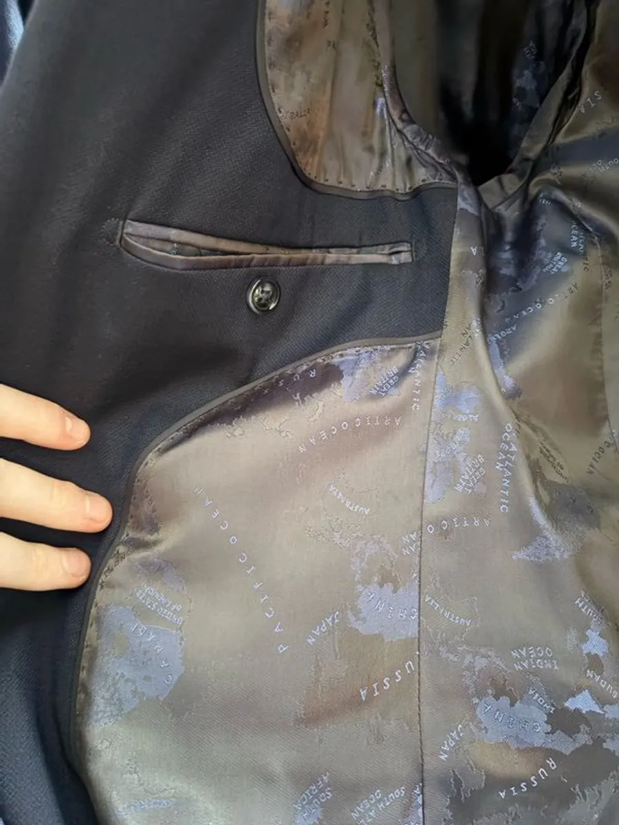 3 x piece suit including shirt snd shoes for sale age 15-16 suitable for TY ball - Image 2