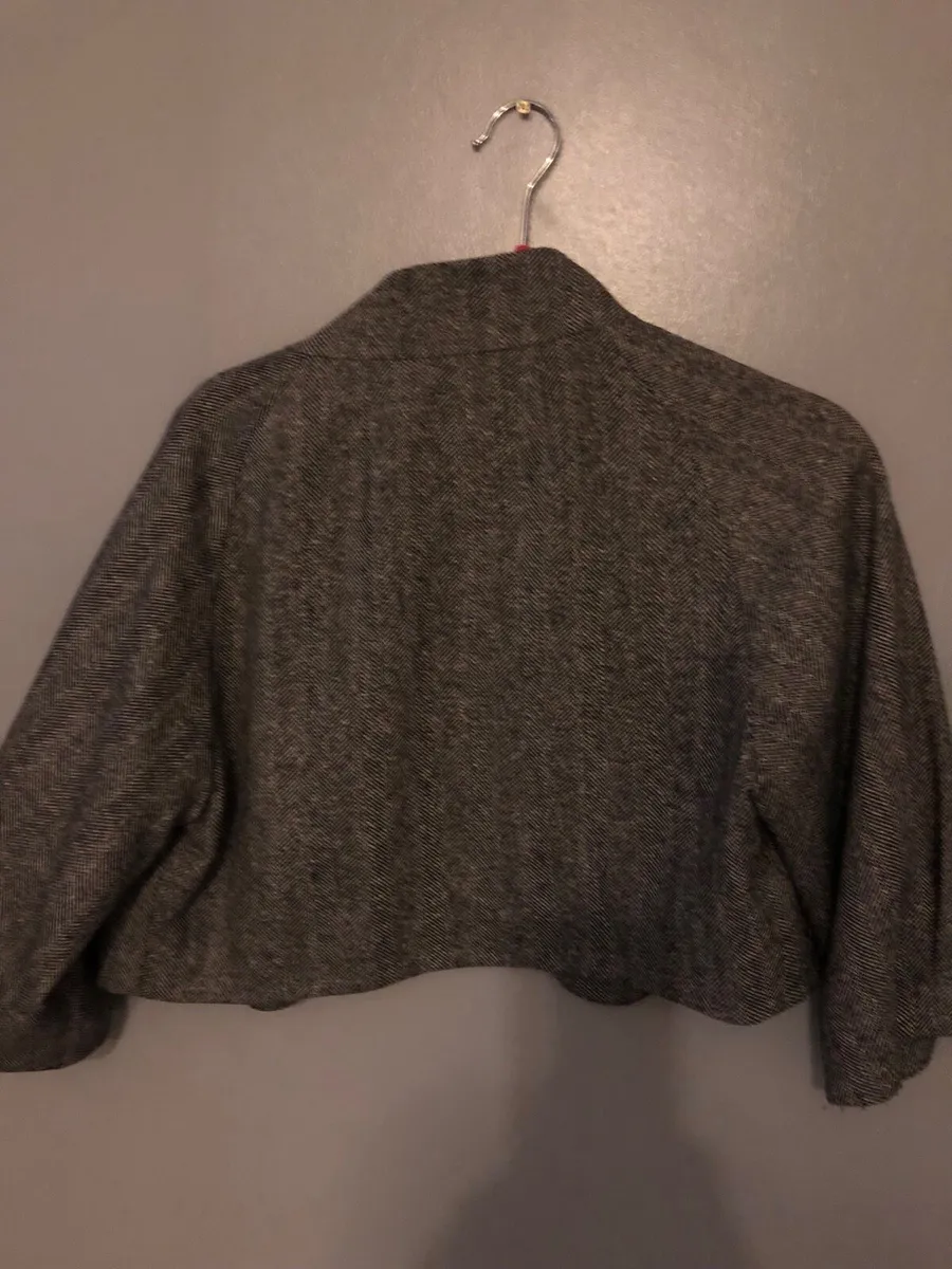 Ladies stunning blazer size M €15 - Image 4