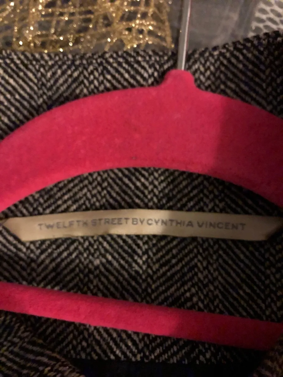 Ladies stunning blazer size M €15 - Image 2