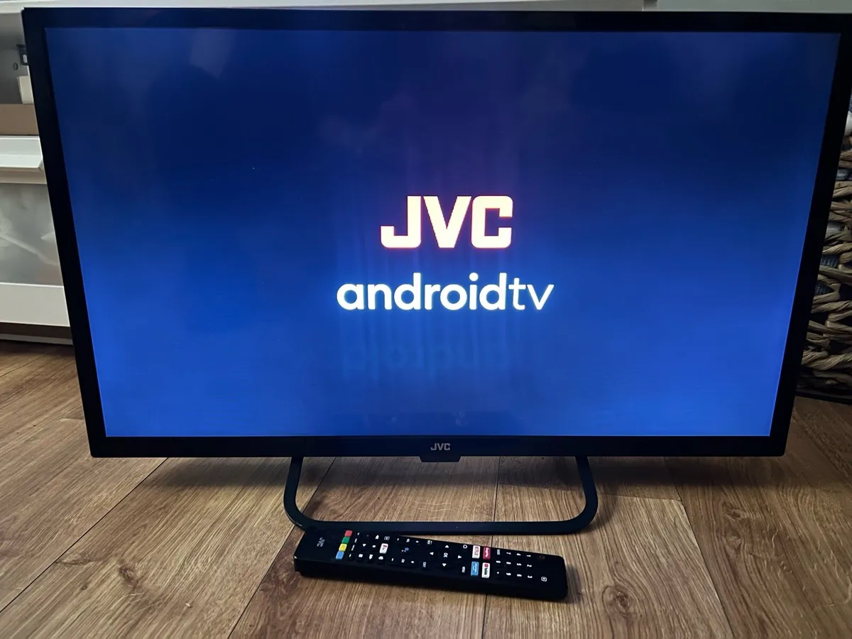 Tv JVC 32” LED Smart - Image 2