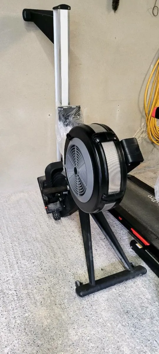 Rowing machine - Image 4