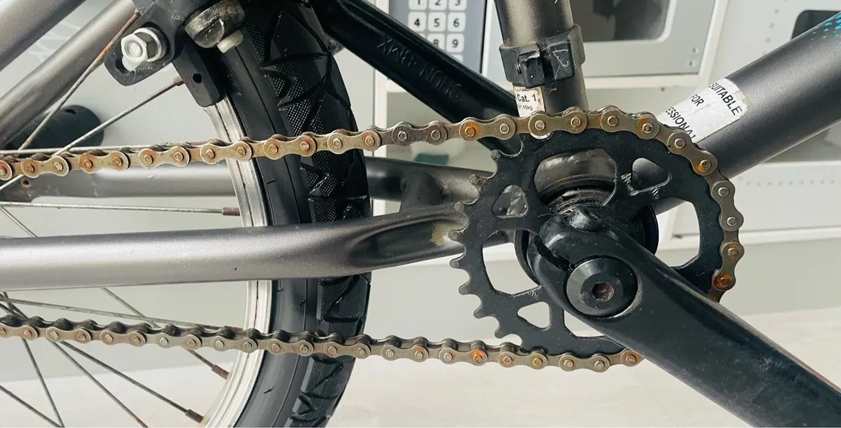 BMX stunt bike - Image 2