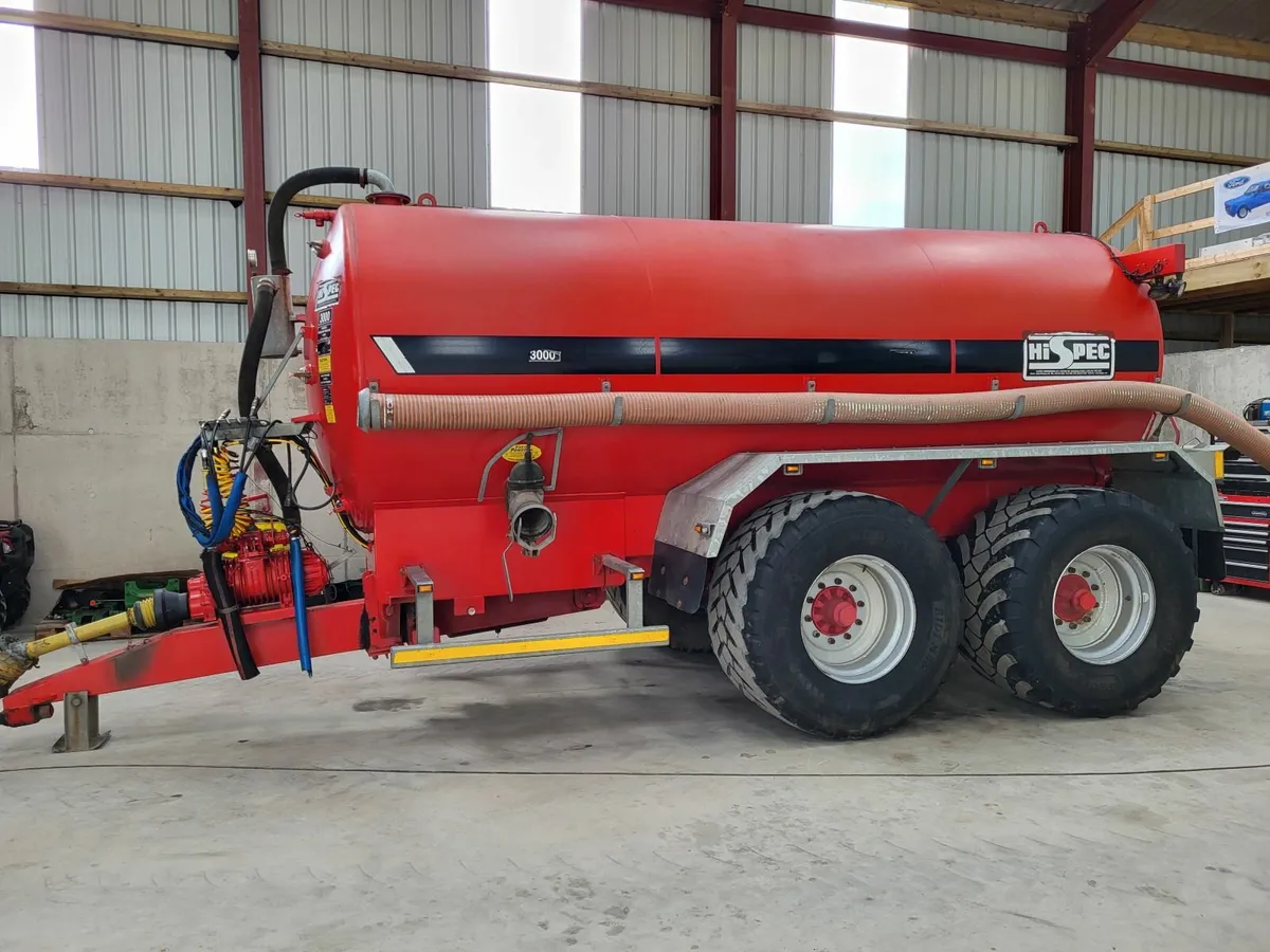 Hi spec 3000 gal slurry tank - Image 1
