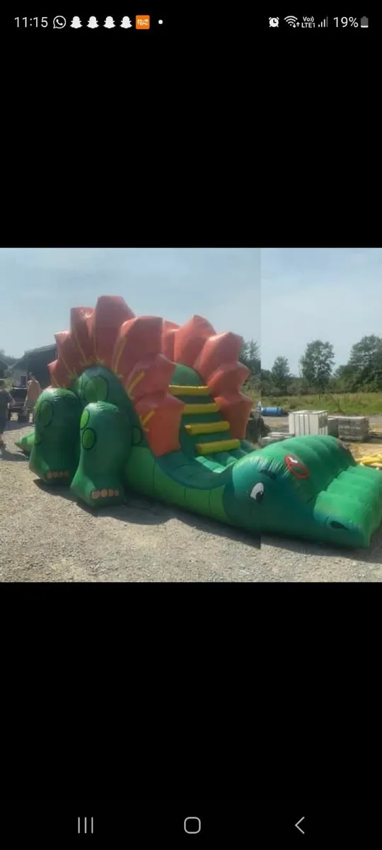 Bouncy castle - Image 3