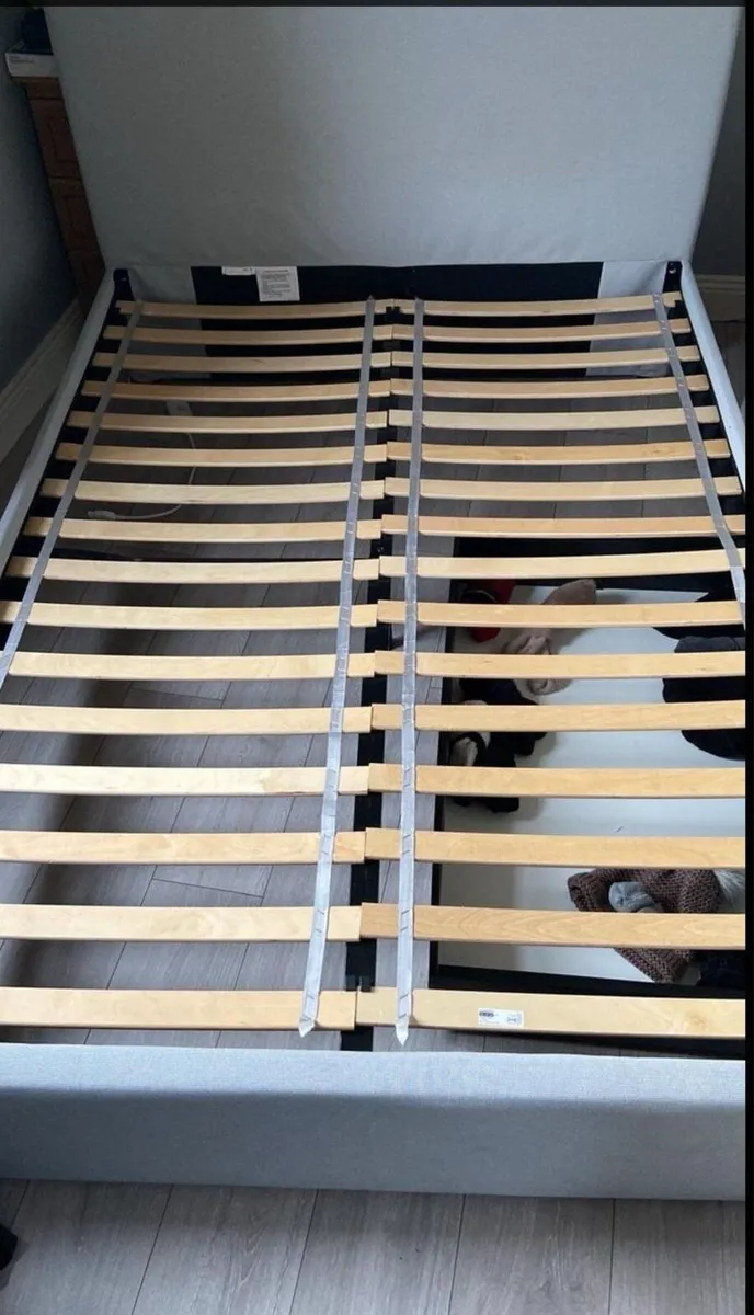 Fabulous Grey Fabric 4Ft 6” Double Bed Frame - Image 1